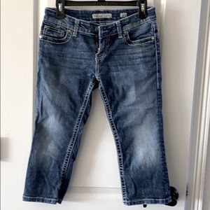 Buckle BKE Stella cropped jeans med. wash size 27